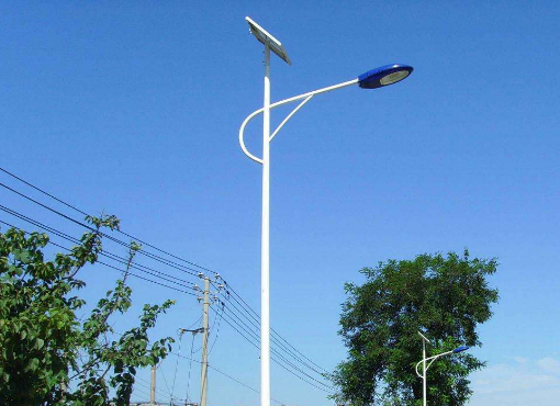 一體化太陽(yáng)能路燈30w6米高報(bào)價(jià)