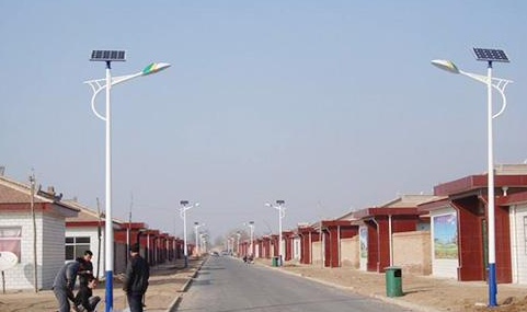 太陽(yáng)能單臂路燈 8米單臂路燈桿