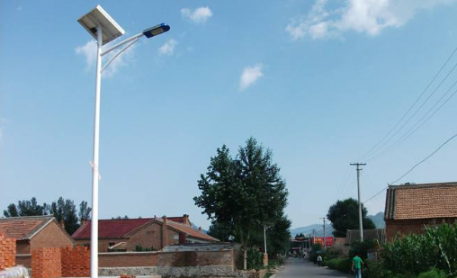 太陽能節(jié)能路燈