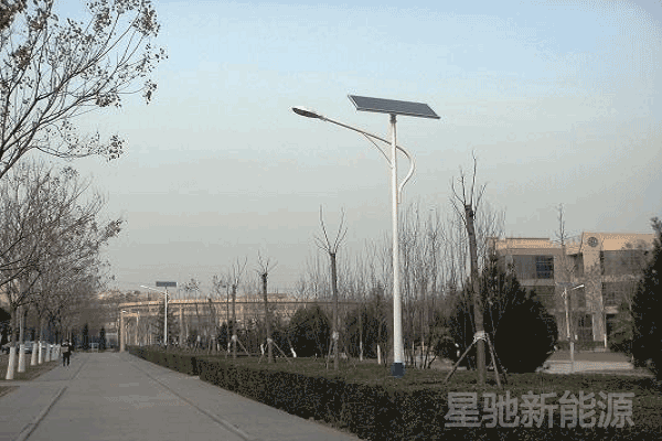 太陽能路燈