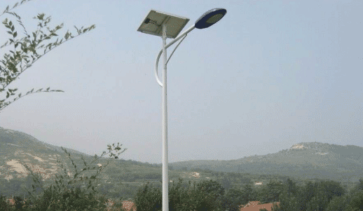 鄉(xiāng)村太陽(yáng)能路燈一體式