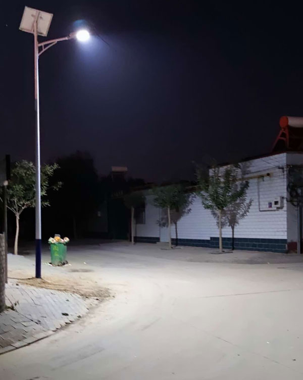 農(nóng)村太陽(yáng)能路燈