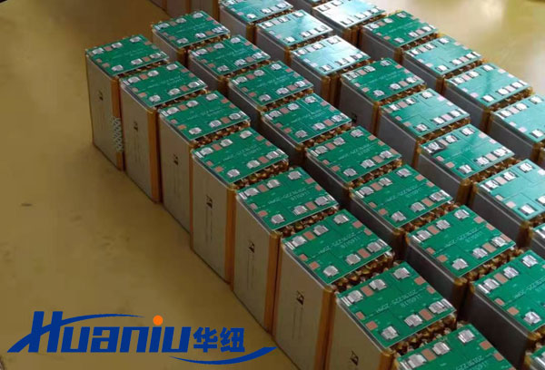 機(jī)器人鋰電池