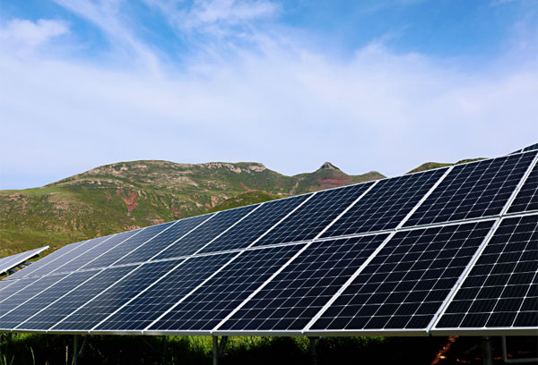 野外太陽(yáng)能發(fā)電系統(tǒng)