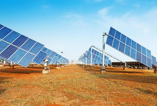 野外太陽能供電設(shè)備